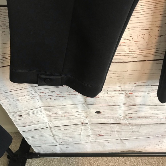 Nike black Capri with bottom snaps dri-fit - Picture 2 of 9